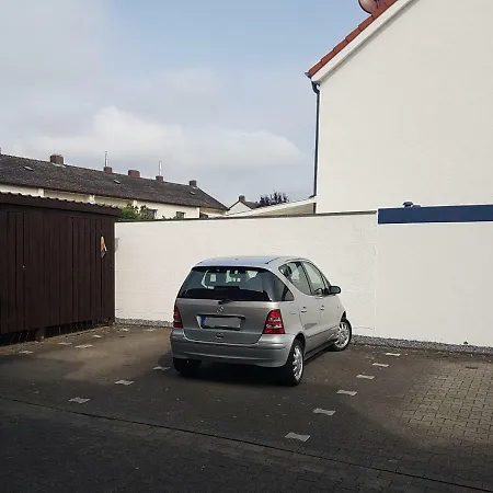 Business Nord 50 Qm * 립슈타트